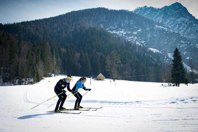 Drsalna tehnika: prestopanje v ovinku. | Foto: Ana Kovač