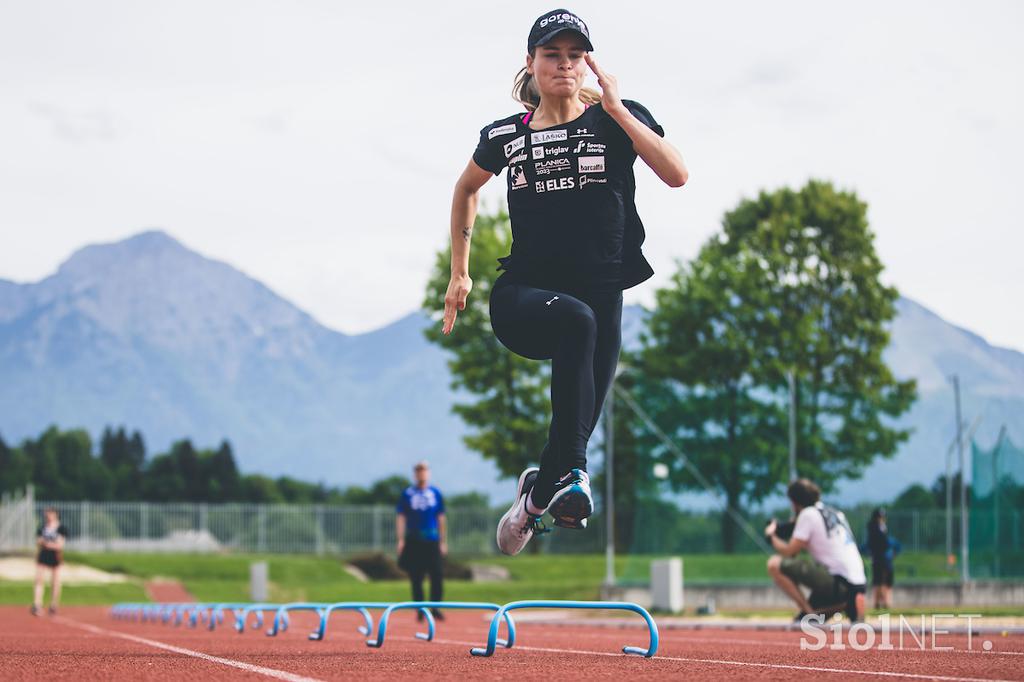 Skakalci skakalke trening Kranj