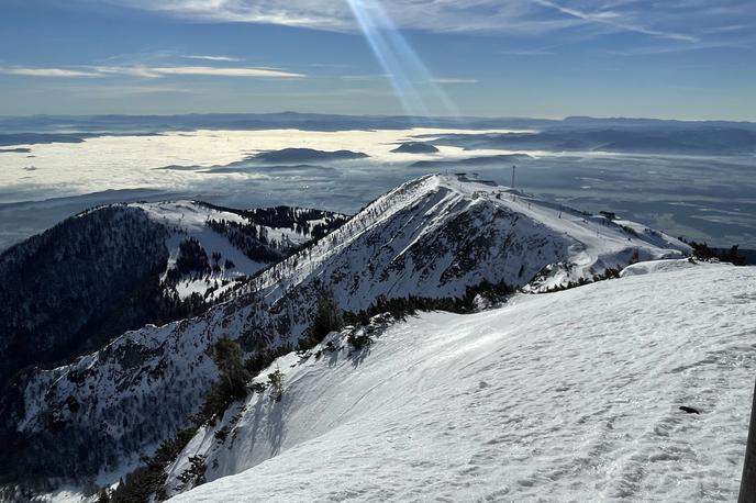 Krvavec smučišče | V sredo sta se na smučišču Krvavec zgodili dve nesreči. | Foto Gregor Pavšič