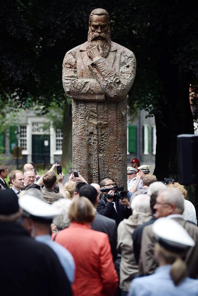 Friedrich Engels je živel v Wuppertalu. | Foto: Guliverimage