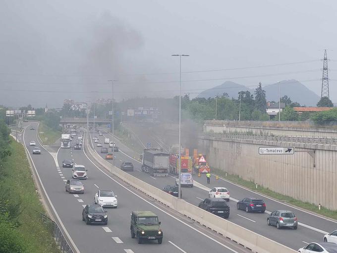 Goreče vozilo | Foto: Bralka