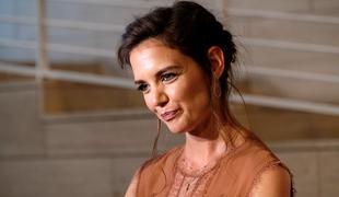 Katie Holmes po dolgem času spet pokazala hčerko Suri