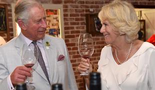 Charles in Camilla na obisku pri sosedih