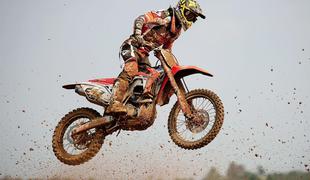 Tim Gajser ohranil stik z vrhom