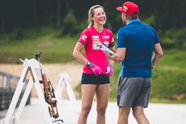 trening biatlon streljanja Anamarija Lampič Ricco Gross