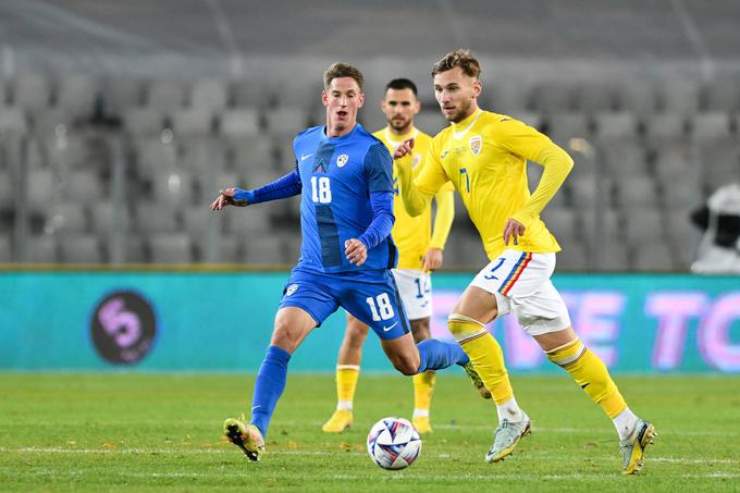 Na gostovanju Slovenije v Cluju je odigral drugi polčas in tako 17. novembra 2022 debitiral za slovensko A-reprezentanco. | Foto: Guliverimage/Vladimir Fedorenko