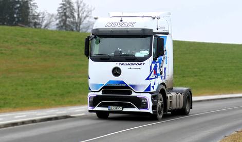 Na slovenske ceste zapeljal novi Mercedes-Benz Actros L z inovativno kabino ProCabine