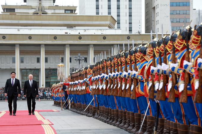 Vladimir Putin, obisk, Mongolija, predsednik Ukhnaa Khurelsukho | Foto: Reuters