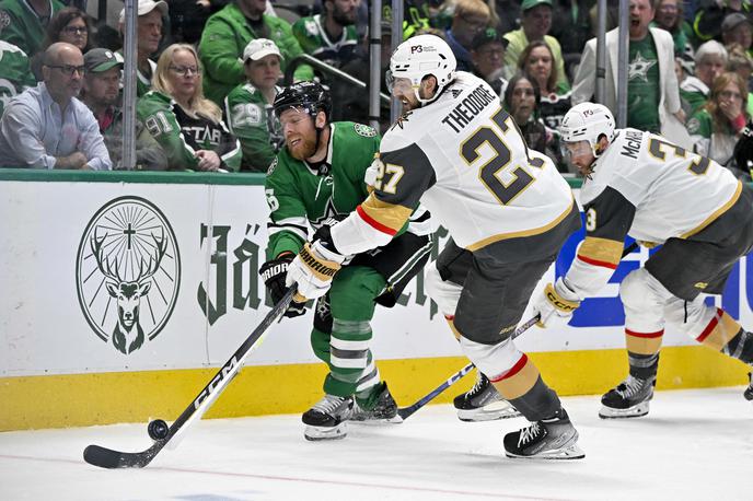 Vegas Golden Knights | Hokejisti Vegas Golden Knights so na tretji tekmi konferenčnega finala zmagali s 4:0 in v seriji na štiri zmage povedli s 3:0. | Foto Guliver Image