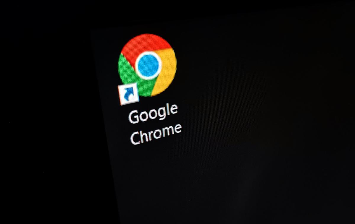 Google Chrome | Google Chrome je dominanti spletni brskalnik. Uporabljata ga okrog dve tretjini vseh lastnikov osebnih računalnikov, pametnih telefonov in drugih naprav. | Foto Matic Tomšič