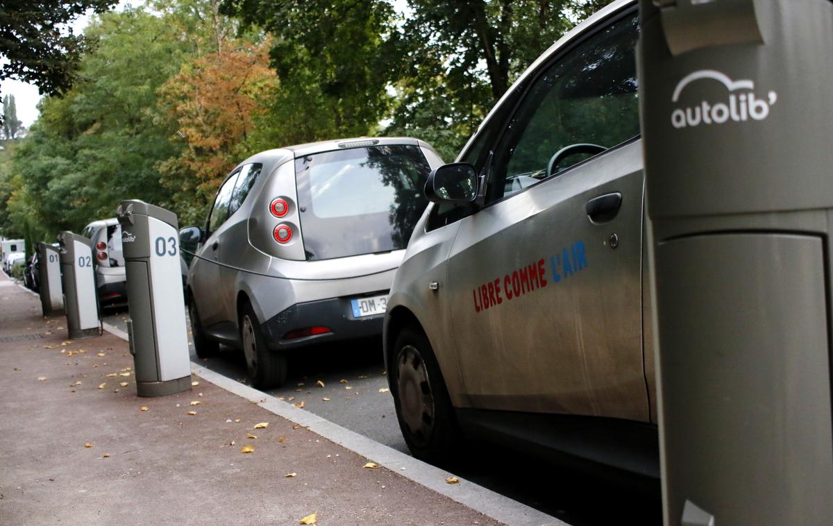 Autolib Pariz car sharing | Foto Miha Lenič