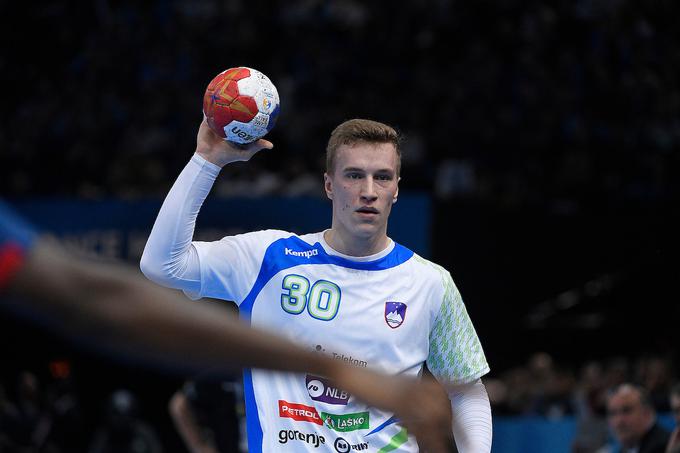 Z odličnimi igrami na svetovnem prvenstvu, kamor ga je selektor Veselin Vujović poklical pred osmino finala, je Jan Grebenc dvignil marsikatero obrv. | Foto: Sportida