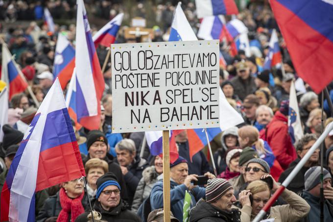 Protestni shod upokojencev, ki ga je pripravila ljudska iniciativa Glas upokojencev Slovenije. Upokojenci | Foto: Bojan Puhek