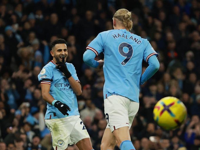 Riyad Mahrez je dosegel tretji zadetek za Manchester City. Najboljši strelec tekmovanja Erling Haaland tokrat ni zatresel mreže. Norvežan je odigral le prvi polčas, prispeval podajo za tretji gol, nato pa se zaradi zdravstvenih težav ni več vrnil na igrišče. | Foto: Reuters