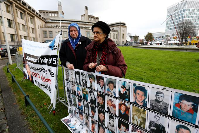 Pred haškim sodiščem | Foto: Reuters