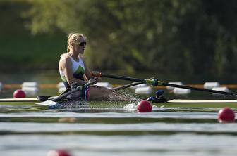 Slovenska veslača v skifu obstala v četrtfinalu