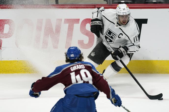 Anže Kopitar | Slovenski zvezdnik Anže Kopitar je odigral že 1.100. tekmo v ligi NHL in vpisal podajo ob edinem zadetku Kalifornijcev. | Foto Guliverimage