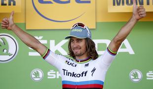 Sagan slavil na Japonskem