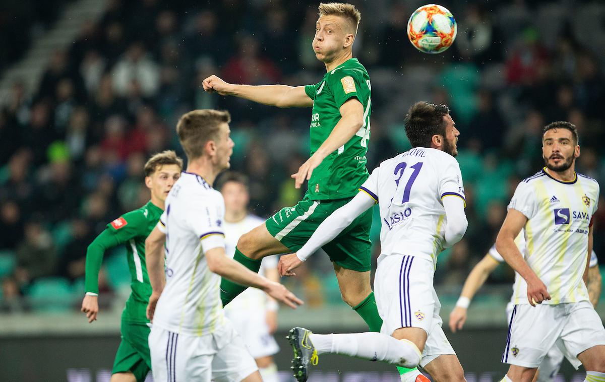 NK Olimpija NK Maribor | Roka Kidriča ni veliko delilo od strelskega prvenca v dresu Olimpije. | Foto Vid Ponikvar