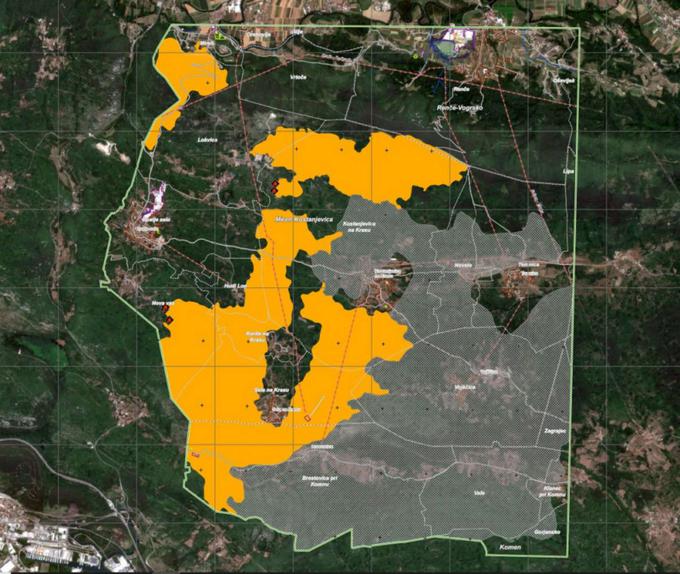 Na zahtevo Uprave RS za zaščito in reševanje od četrtka stanje požarov na Krasu spremlja tudi sistem Copernicus. Kot so v sporočilu za javnost zapisali na upravi, je na spletni strani Copernicus dostopna prva karta z oceno razsežnosti požara na Krasu. Dogajanje je mogoče spremljati na spletni strani sta.si/qxogtN. | Foto: STA ,