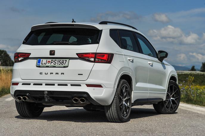 Cupra ateca | Seat z znamko Cupra začenja ambiciozno pot, a prvi serijski avtomobil je le preoblečena športna seat ateca. | Foto Gašper Pirman