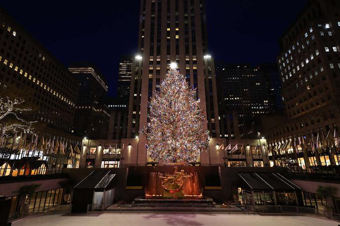 Rockerfeller Center, božična jelka, božična smreka, novoletna smreka | Božična jelka v Rockerfellerjevem centru v New Yorku.  | Foto Shutterstock