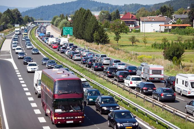 Tudi ljubljanska obvoznica in njene vpadne ceste niso odporne proti (pre)pogostim zastojem. | Foto: Klemen Korenjak