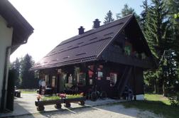 Koča na Naravskih ledinah (1072 m)