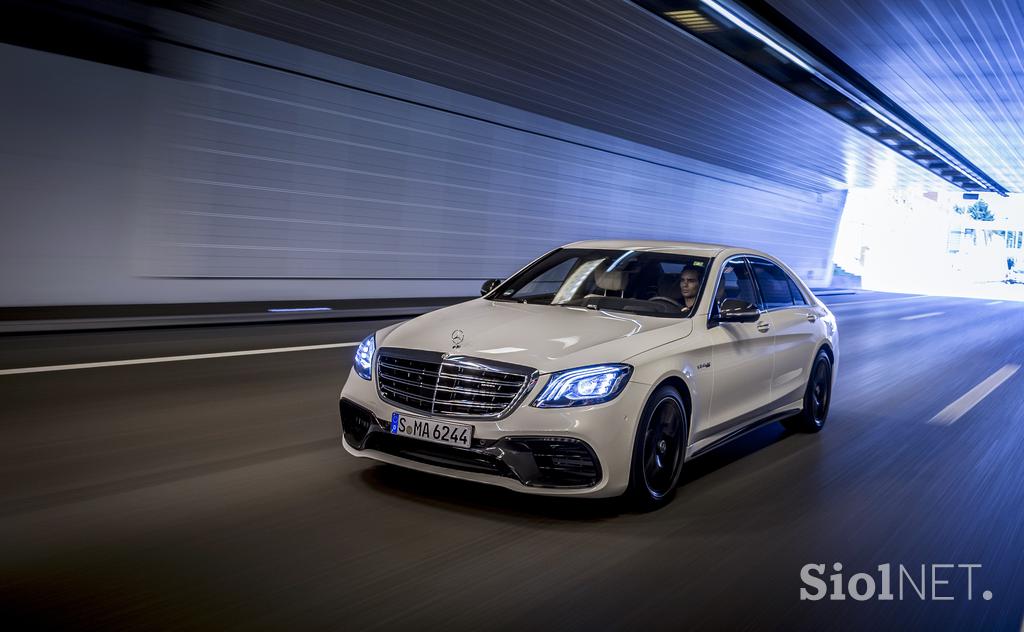 Mercedes razred S