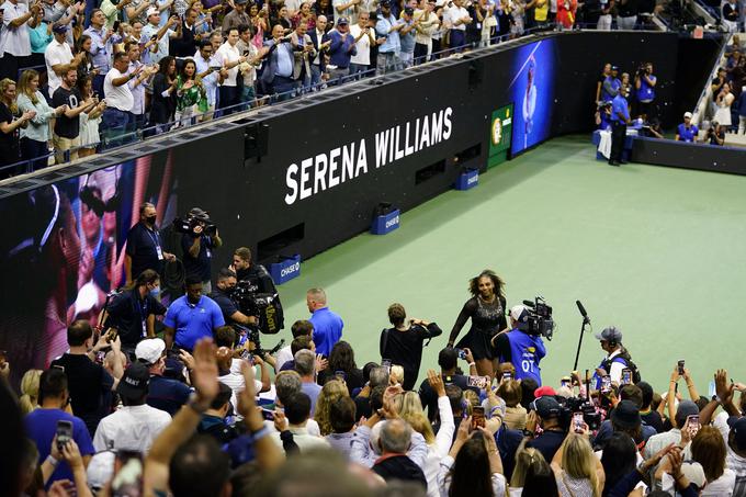 Stoječe ovacije. | Foto: AP / Guliverimage