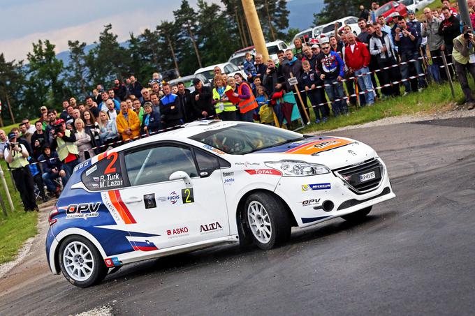 Rok Turk je lani reli Velenje dobil s štirikolesno gnanim peugeotom, letos pa je vozil svojega peugeota 208 s pogonom le na sprednji par koles. (foto: Uroš Modlic) | Foto: 