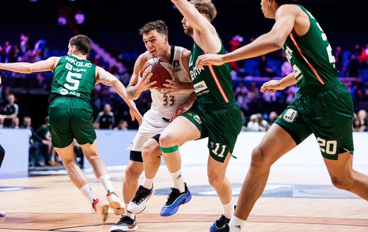 Dubai - Cedevita Olimpija | Cedevita Olimpija je dobila še tretjo tekmo ta teden, prav vse je odigrala v gosteh. | Foto Dubai Basketball