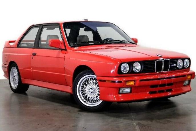 BMW M3 E30 Paul Walker | Foto Reserve Auto Group