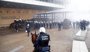 Bruselj: Zaradi dogovora o migracijah izbruhnili nasilni protesti #foto