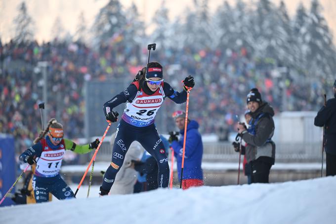 Polona Klemenčič se je v drugi krog podala ravno v lasu, ko je startala Lisa Vittozzi. | Foto: Guliverimage