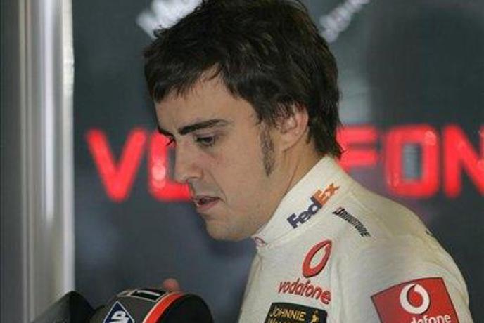 Alonso na pogovorih pri Hondi