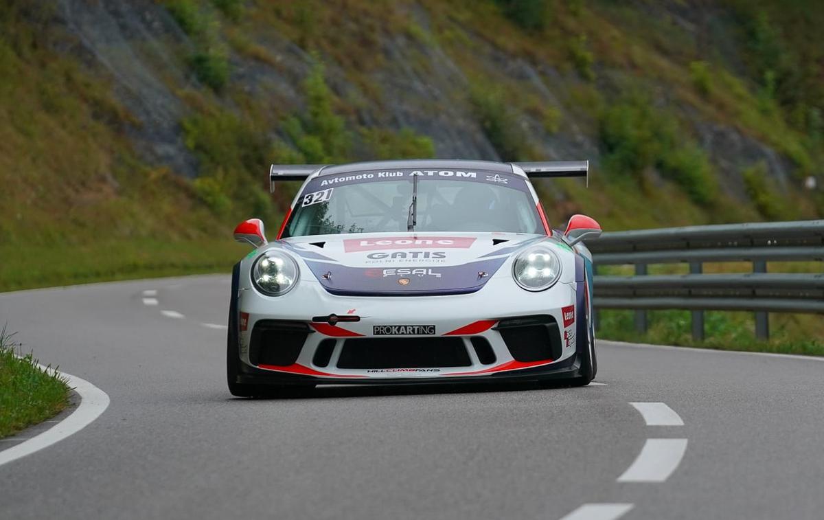 Matevž Čuden | Matevž Čuden je s porschejem GT3 cup trenutno vodilni v skupnem seštevku državnega prvenstva. | Foto osebni arhiv