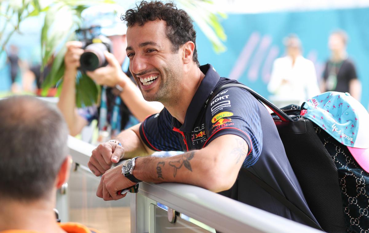 Daniel Ricciardo | Daniel Ricciardo, vselej nasmejan, je eden najbolj priljubljenih dirkačev med gledalci formule 1. | Foto Guliver Image