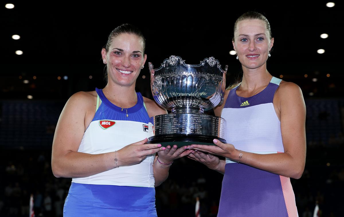 Timea Babos Kristina Mladenovic | Timea Babos in Kristina Mladenovic sta osvojili OP Avstralije v ženskih dvojicah. | Foto Guliver/Getty Images