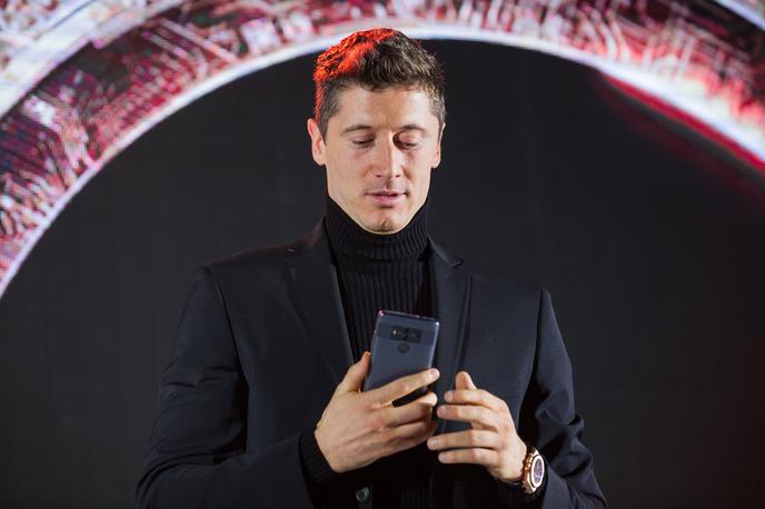 Robert Lewandowski | Si Robert Lewandowski za svoj nogometni prispevek v letošnji sezoni zasluži zlato žogo?  | Foto Guliverimage