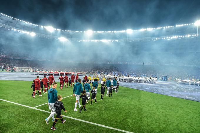 Srečen izžrebanec bo 1. junija odkorakal na igrišče pred več kot 60 tisoč gledalci na Wandi Metropolitanu. | Foto: Guliverimage/Getty Images