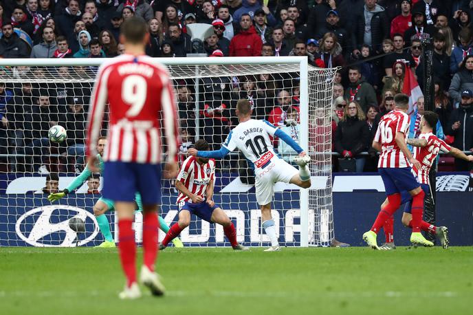 Atletico Madrid | Atletico Jana Oblaka je proti Espanyolu zaostajal z 0:1, na koncu pa zmagal s 3:1 in skočil na tretje mesto. Vodi Barcelona. | Foto Reuters