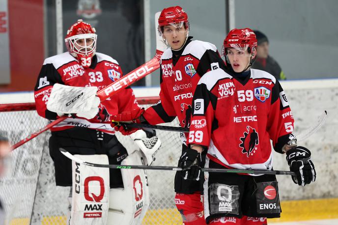 HDD Jesenice | Jeseničani so na gostovanju pri Gardeni izgubili z 1:5. | Foto www.alesfevzer.com