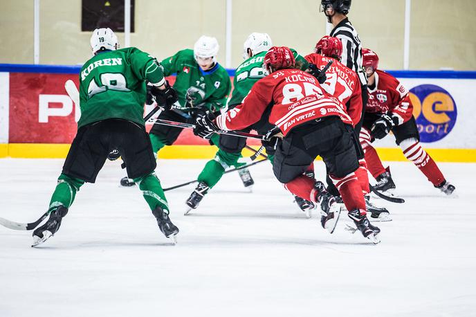 Timotej Kočar HDD Jesenice HK Olimpija | Olimpija je v finalu tesno, z 1:2, izgubila proti Beljaku. | Foto Peter Podobnik/Sportida