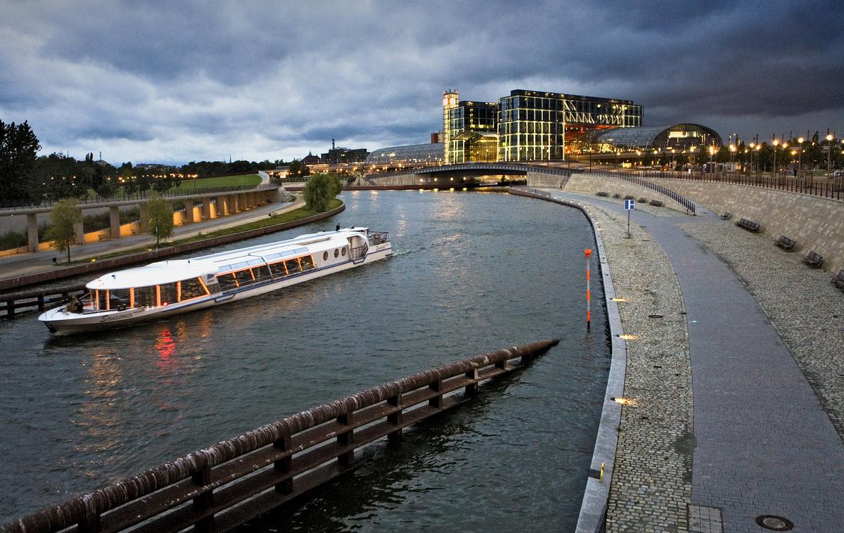 Berlin | Nemčija je proizvodno središče Evrope, ki zaradi svojega izvozno usmerjenega gospodarstva, staranja prebivalstva in nizke rodnosti potrebuje vedno nove in nove prišleke. | Foto Guliverimage