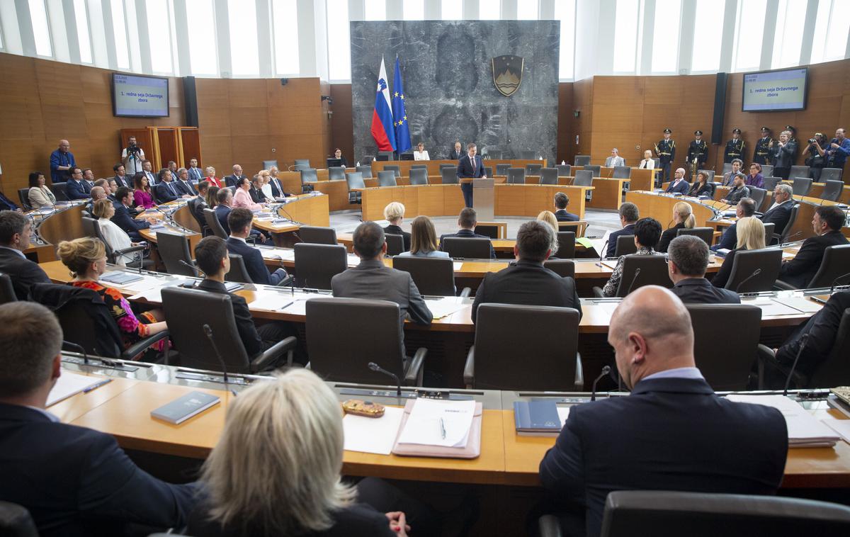 državni zbor | Predlog zakona o nujnih ukrepih za zagotovitev stabilnosti zdravstvenega sistema bodo člani odbora DZ za zdravstvo na mizah imeli predvidoma v sredo. | Foto Bojan Puhek