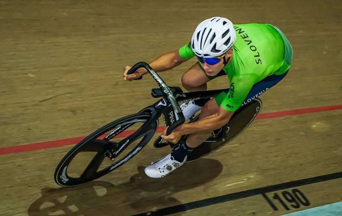 Žark Eržen | 16-letni Žak Eržen je Sloveniji priboril prvo medaljo na velodromu.