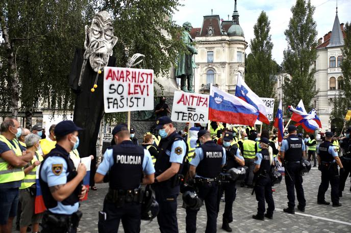 Rumeni jopiči | Foto STA