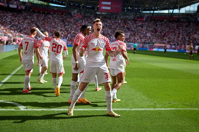 Slovenski nogometni as Benjamin Šeško je v krstni sezoni v nemški bundesligi že pri 12 zadetkih. | Foto: Guliverimage