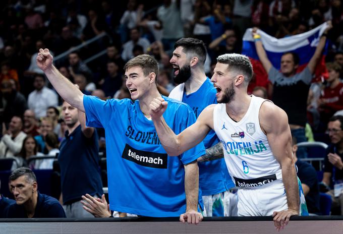 Z Žigo Samarjem sta tokrat edina košarkarja v reprezentanci, ki sta nastopila tudi na septembrskem Eurobasketu. | Foto: Vid Ponikvar/Sportida